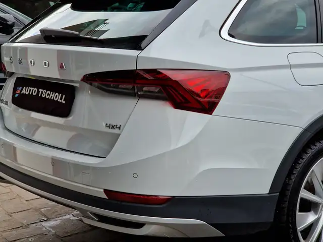 Skoda Octavia view 5