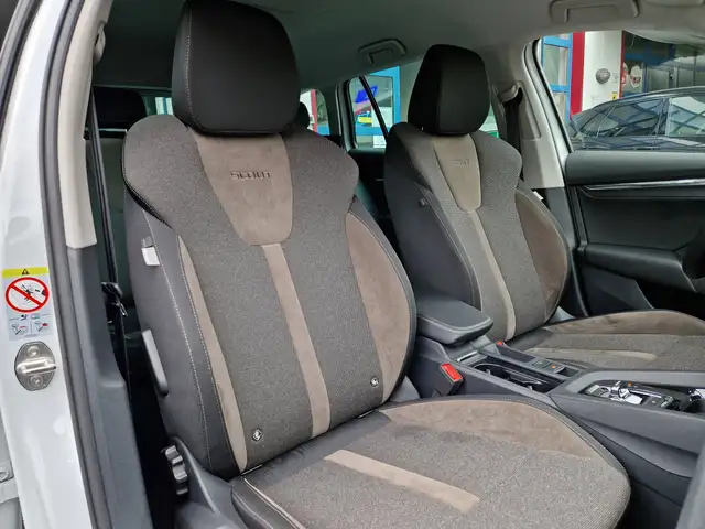 Skoda Octavia view 9
