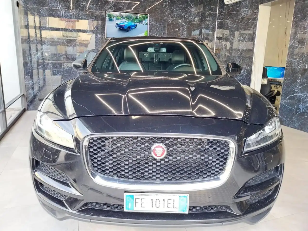 Jaguar F-Pace