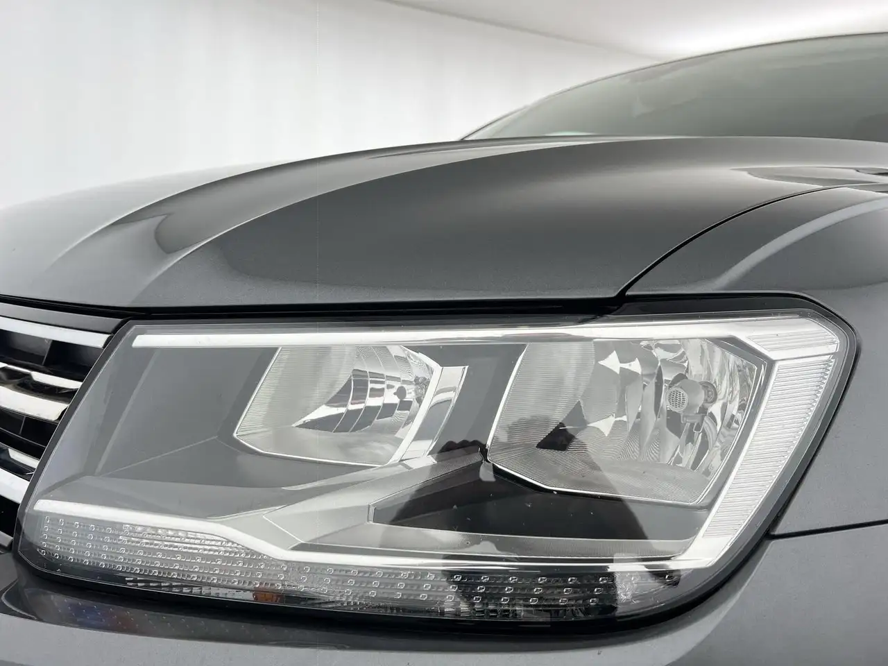 Volkswagen Tiguan Comfortline 1.5*SHZ*NAVI*AHK*ACC*PDC*uvm, миниатюра 6
