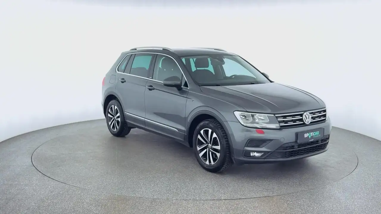 Volkswagen Tiguan Comfortline 1.5*SHZ*NAVI*AHK*ACC*PDC*uvm, миниатюра 2