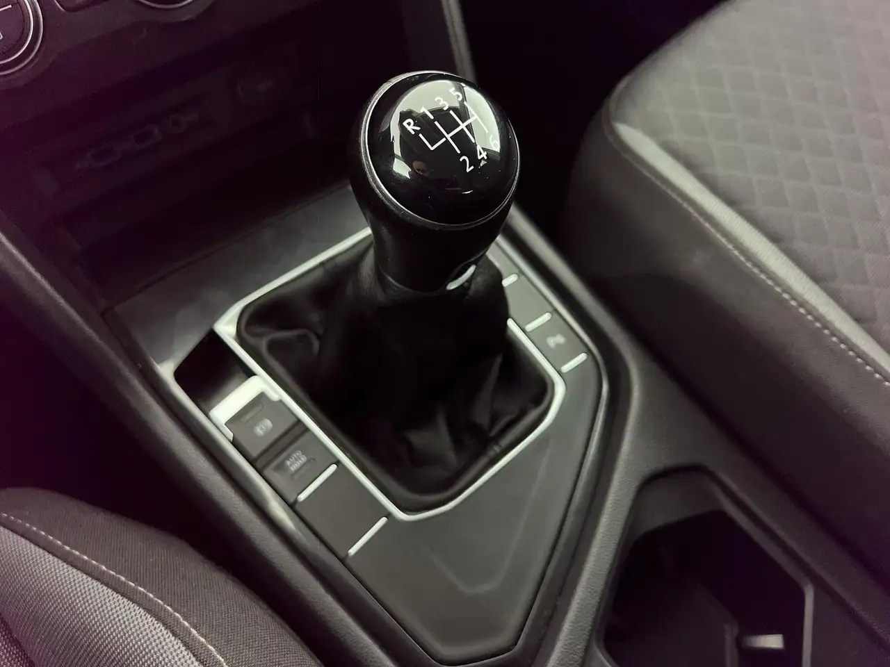 Volkswagen Tiguan Comfortline 1.5*SHZ*NAVI*AHK*ACC*PDC*uvm, миниатюра 14