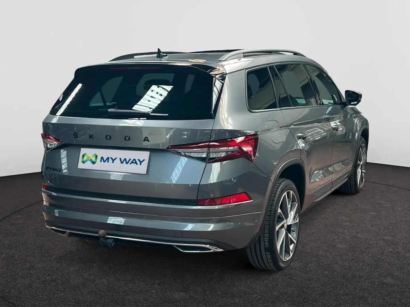 Skoda Kodiaq Kodiaq Sportline 2,0 TDI 110 kW 7-speed automat. Grau - 2