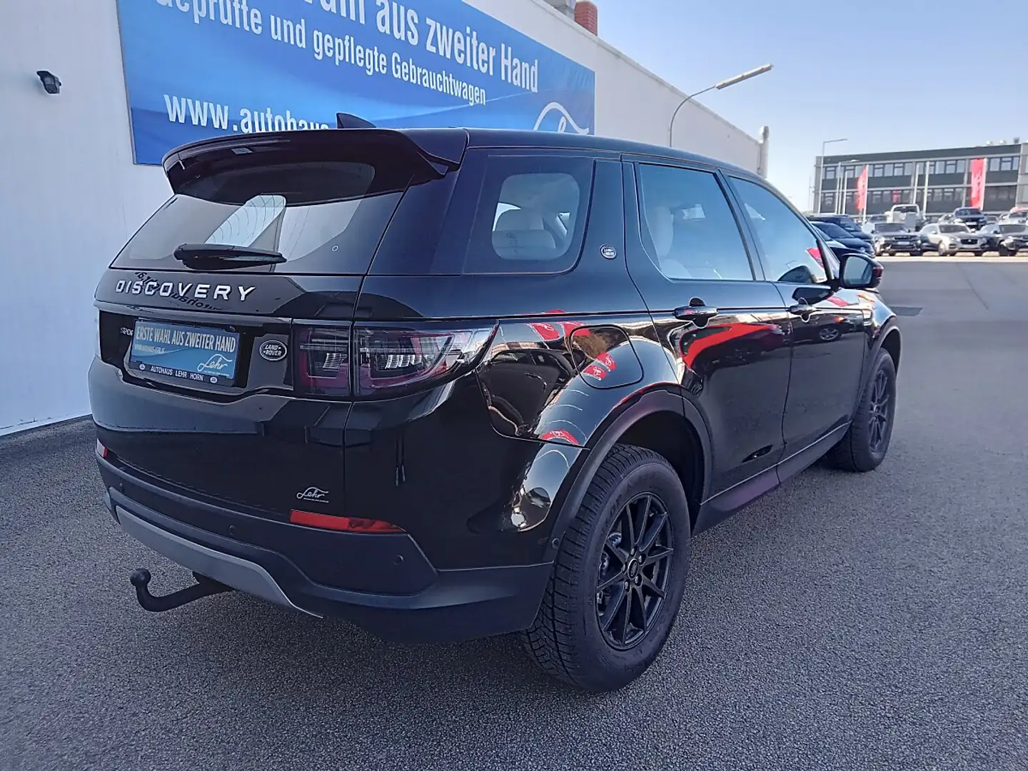 Land Rover Discovery Sport D165 4WD Aut. Schwarz - 2