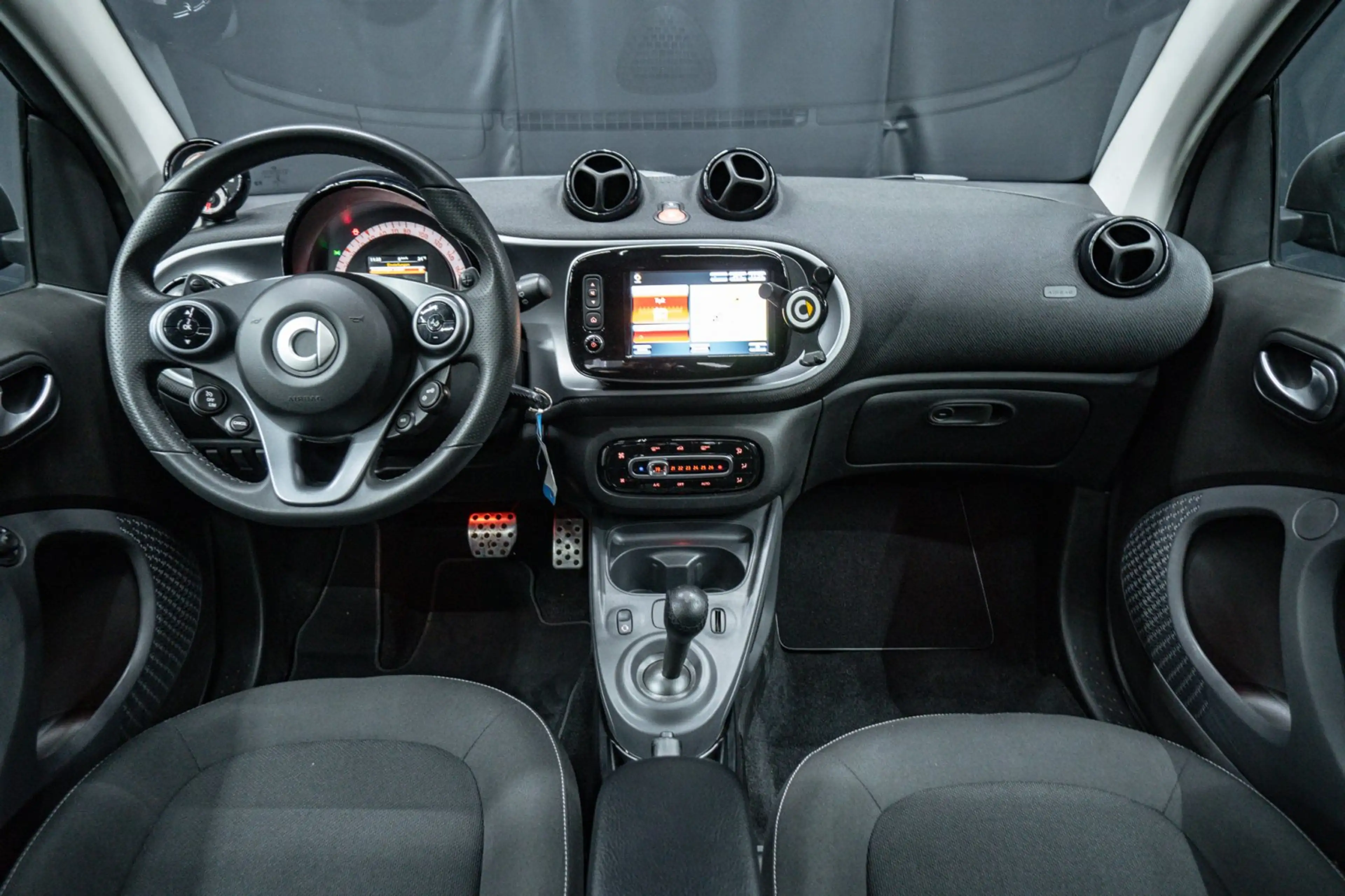 smart forTwo Coupe turbo Kamera Navi LED  passion — photo 12