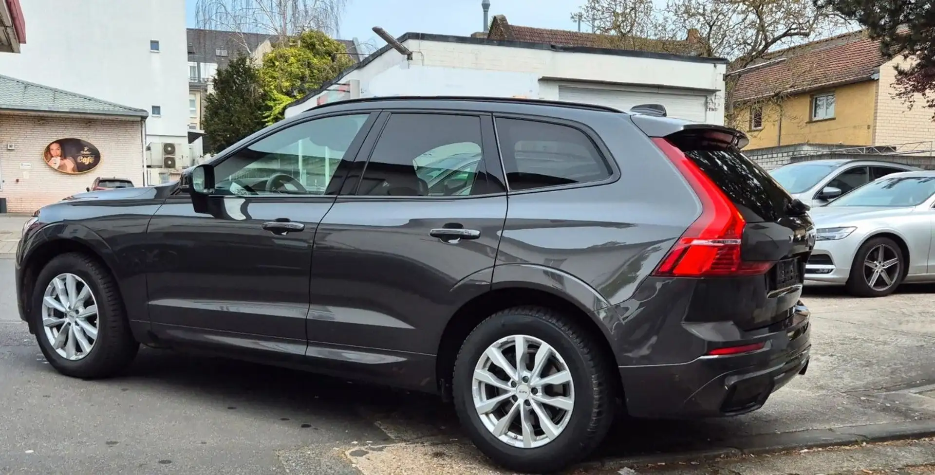Volvo XC60 R Design/Pano/Ham.Kard./Xenium/HUD/360Kam. Grau - 1