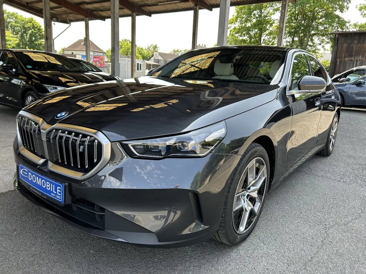BMW i5 eDrive 40 *HEAD-UP*PANO*KAMERA* Szürke - 1