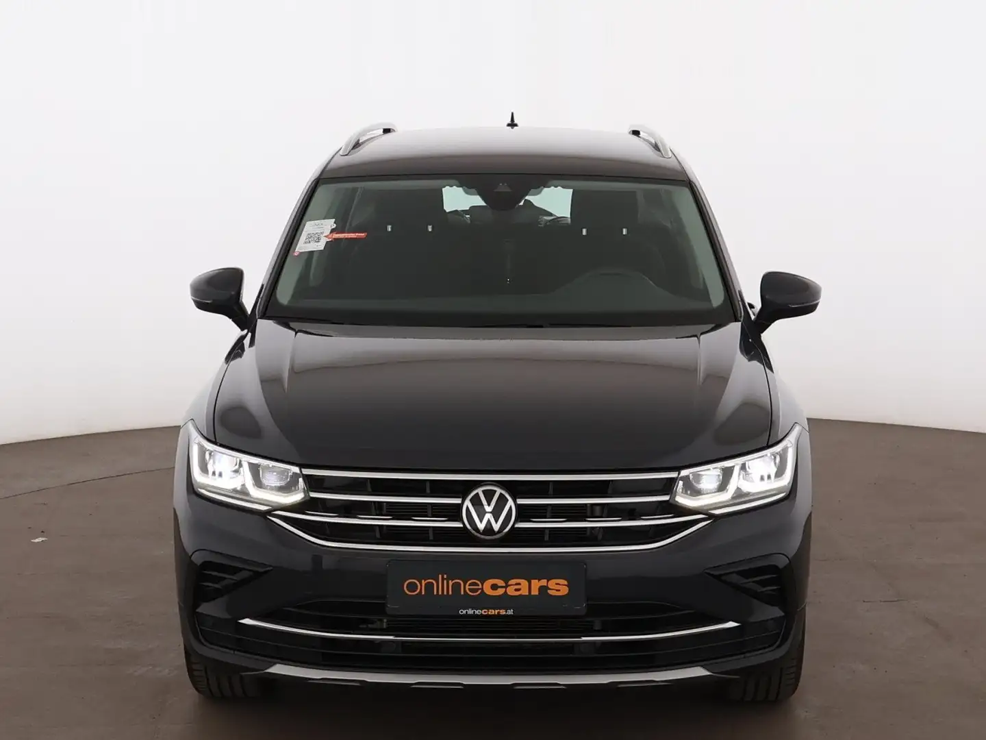 Volkswagen Tiguan 2.0 TDI Elegance Aut MATRIX RADAR NAVI PDC Grau - 2
