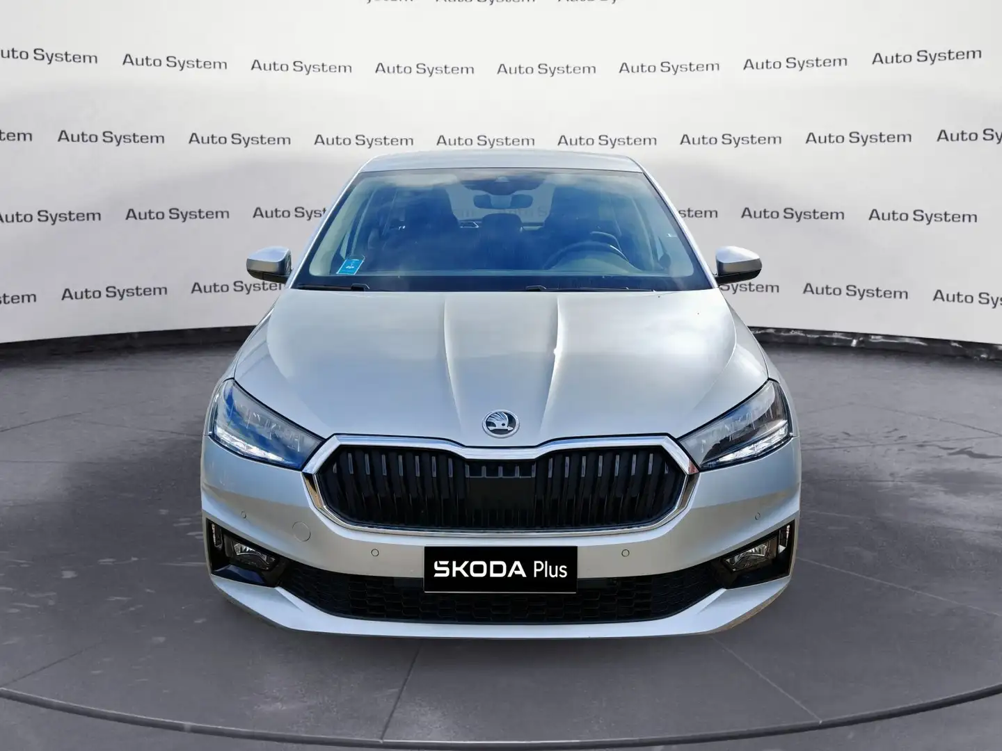 Skoda Fabia Fabia 1.0 MPI 80 CV Selection Argent - 2