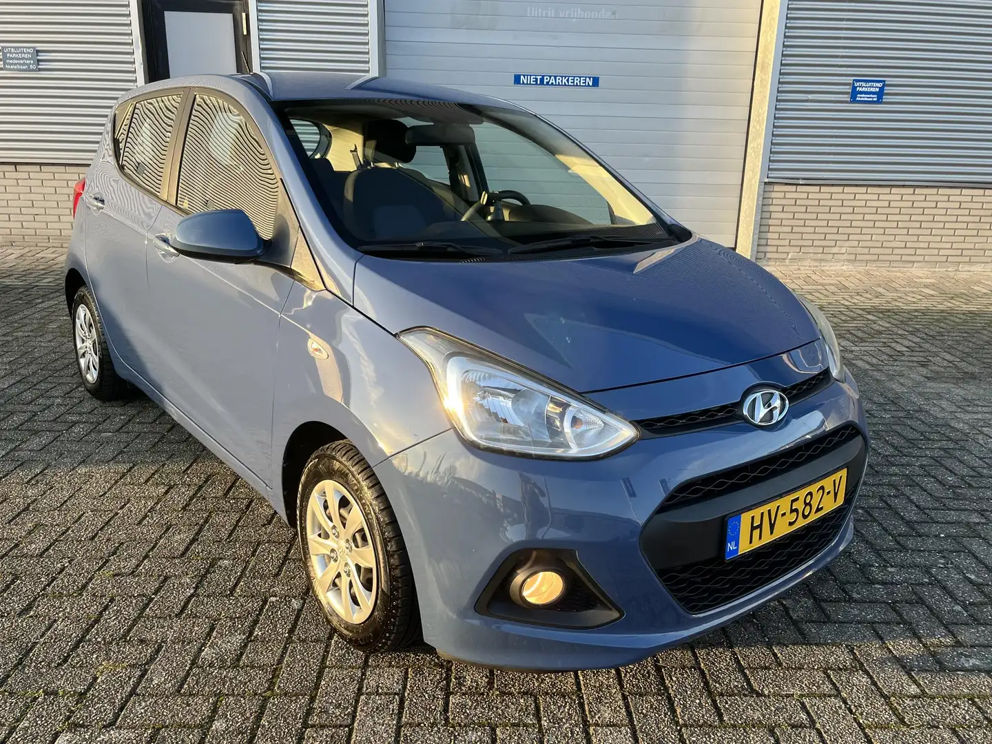 Hyundai i10 1.0i i-Motion Comfort | Airco | Cruise Control | C Bleu - 2