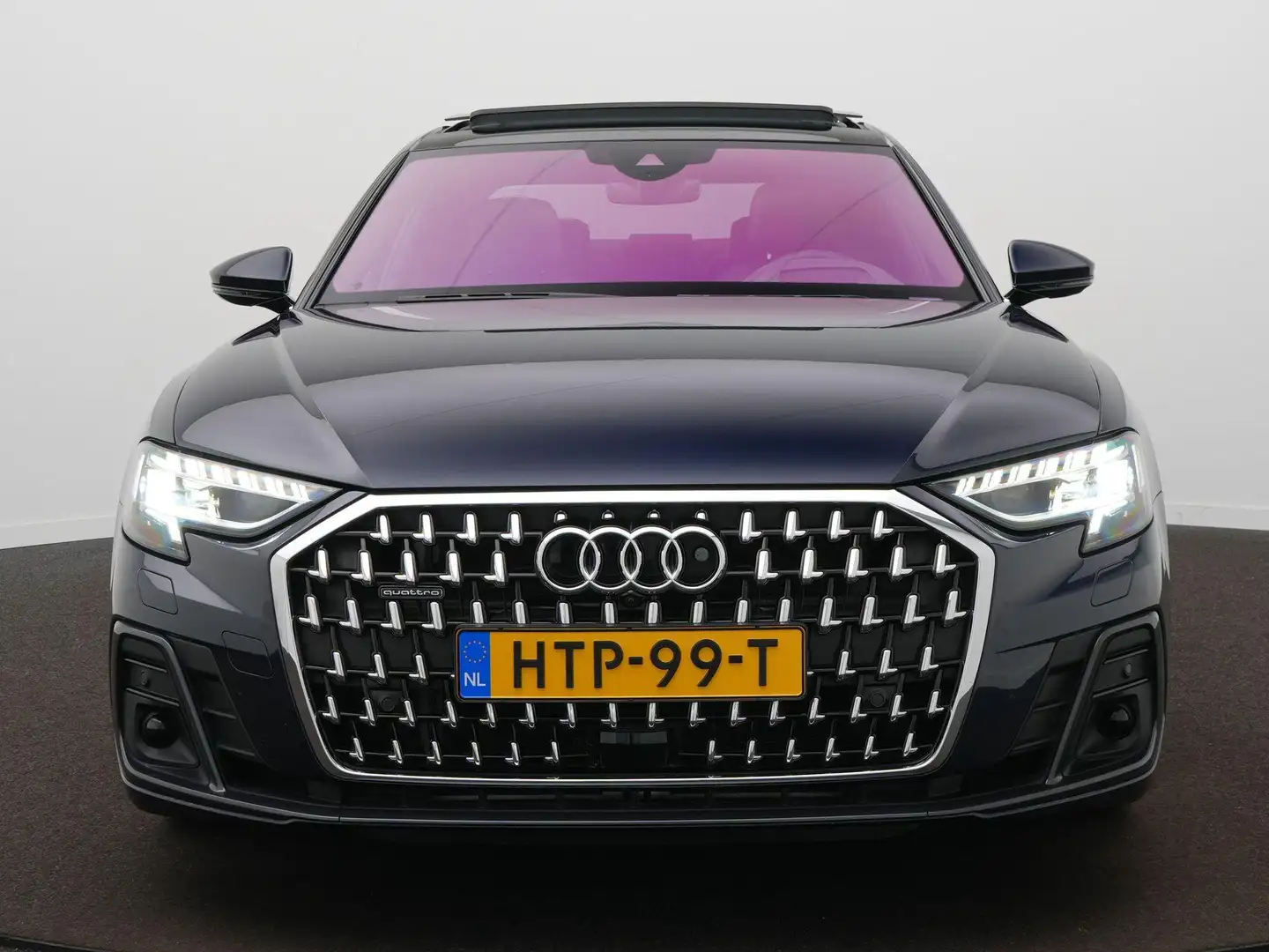 Audi A8 60 TFSI e quattro Bleu - 2