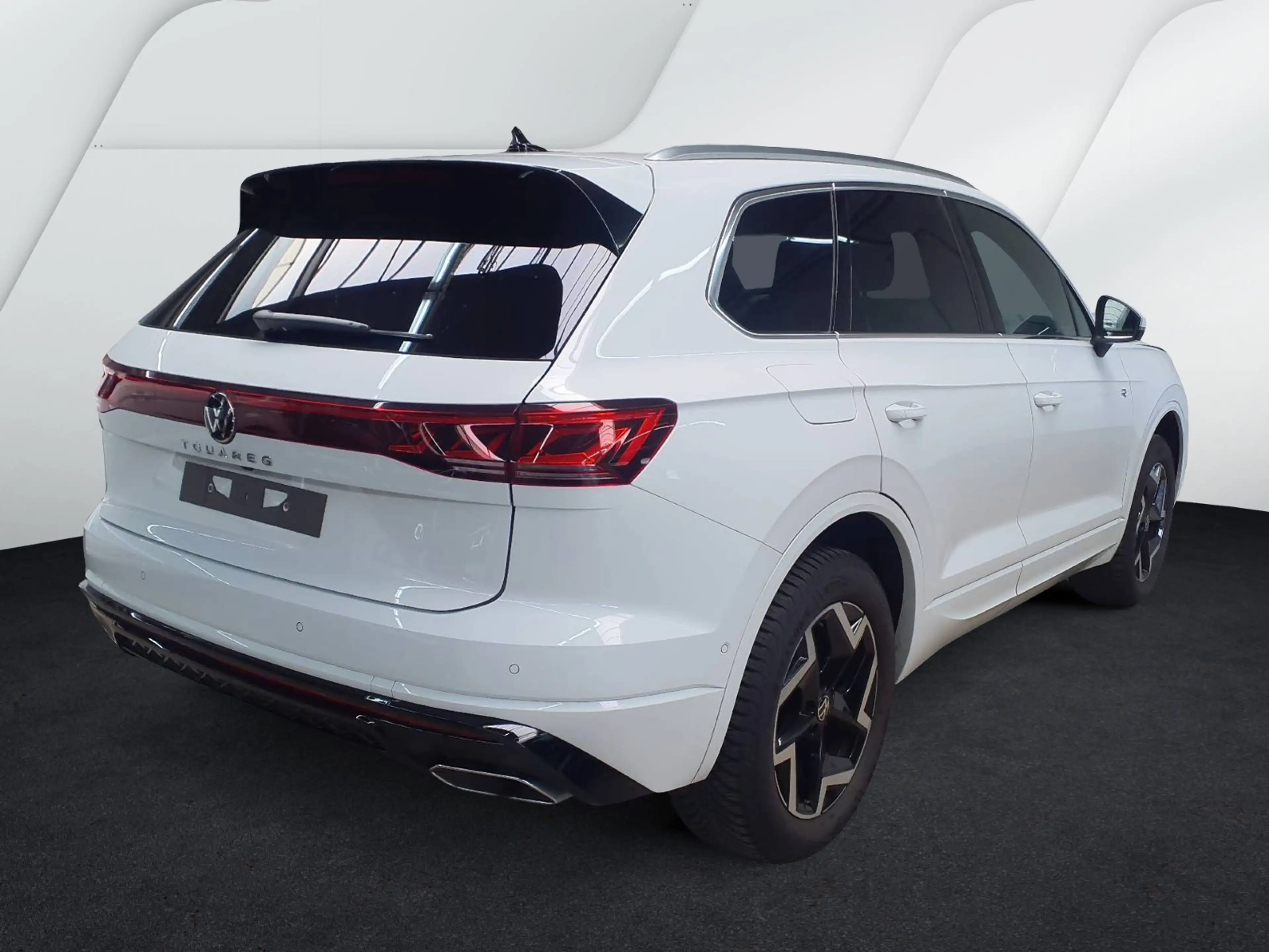 Volkswagen Touareg R-Line 3.0TDI +AHK+LUFT+HD-MATRIX+STDHZG — photo 6