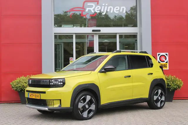 Fiat Grande Panda LA PRIMA 113PK 11 kW 44 kWh | WINTERPACK: STOEL/ST
