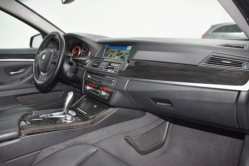 BMW 520 D TOURING*ANHÄNGERKUPPLUNG*VOLLLEDER* — photo 12
