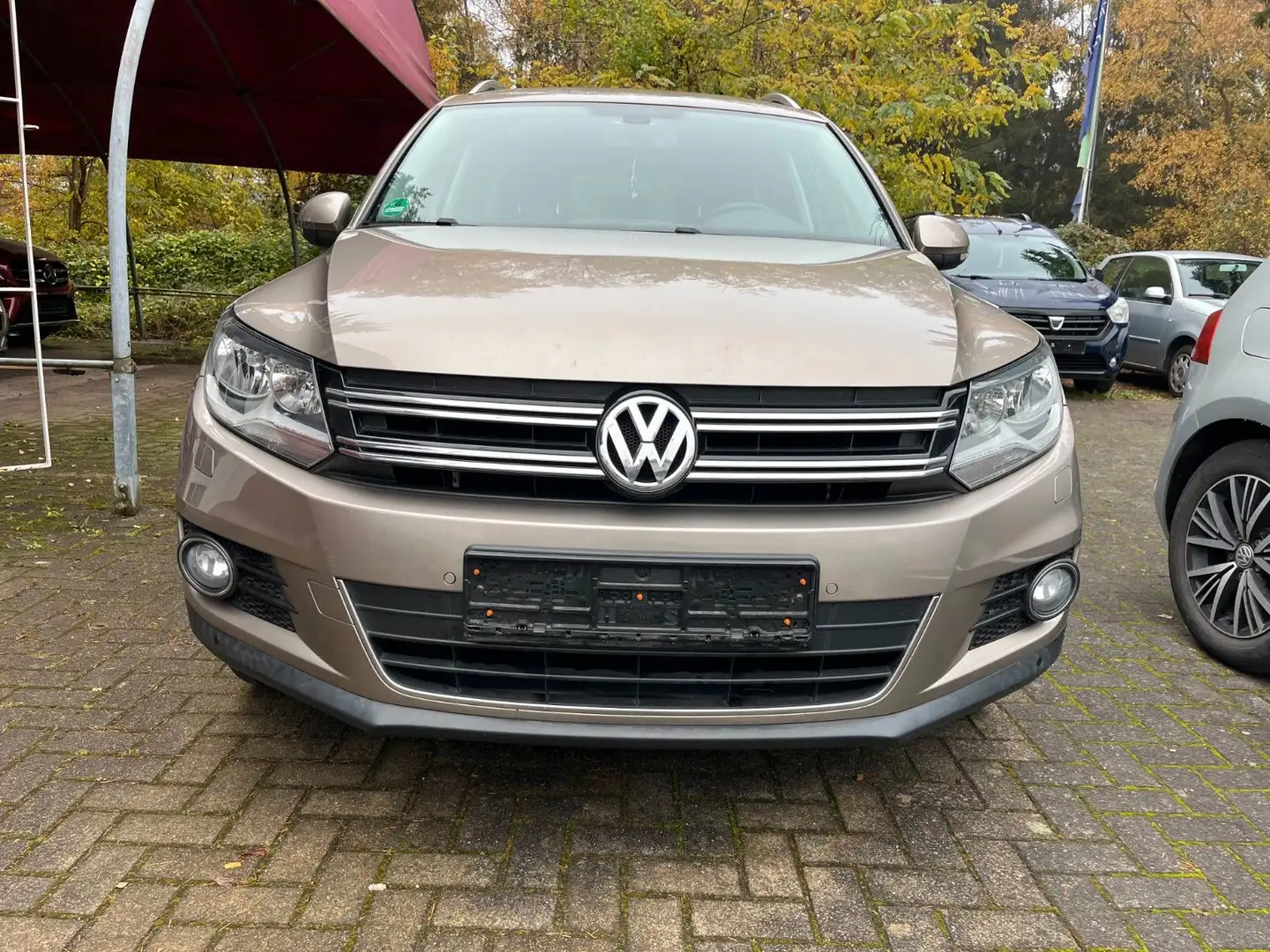 Volkswagen Tiguan Cup Sport & Style 4Motion Beige - 1