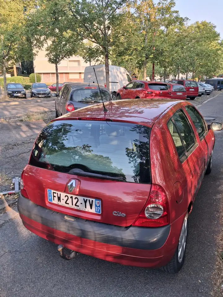 Renault Clio 1.8i 16V, foto 3