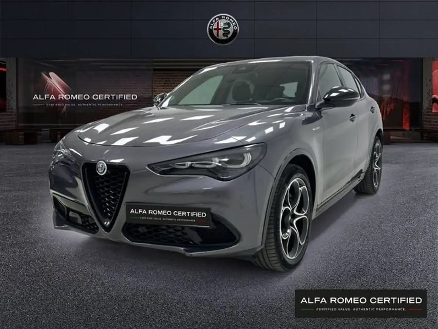 Alfa Romeo Stelvio 2.2 Diésel 154kW (210CV)  Q4 Veloce Gris - 1