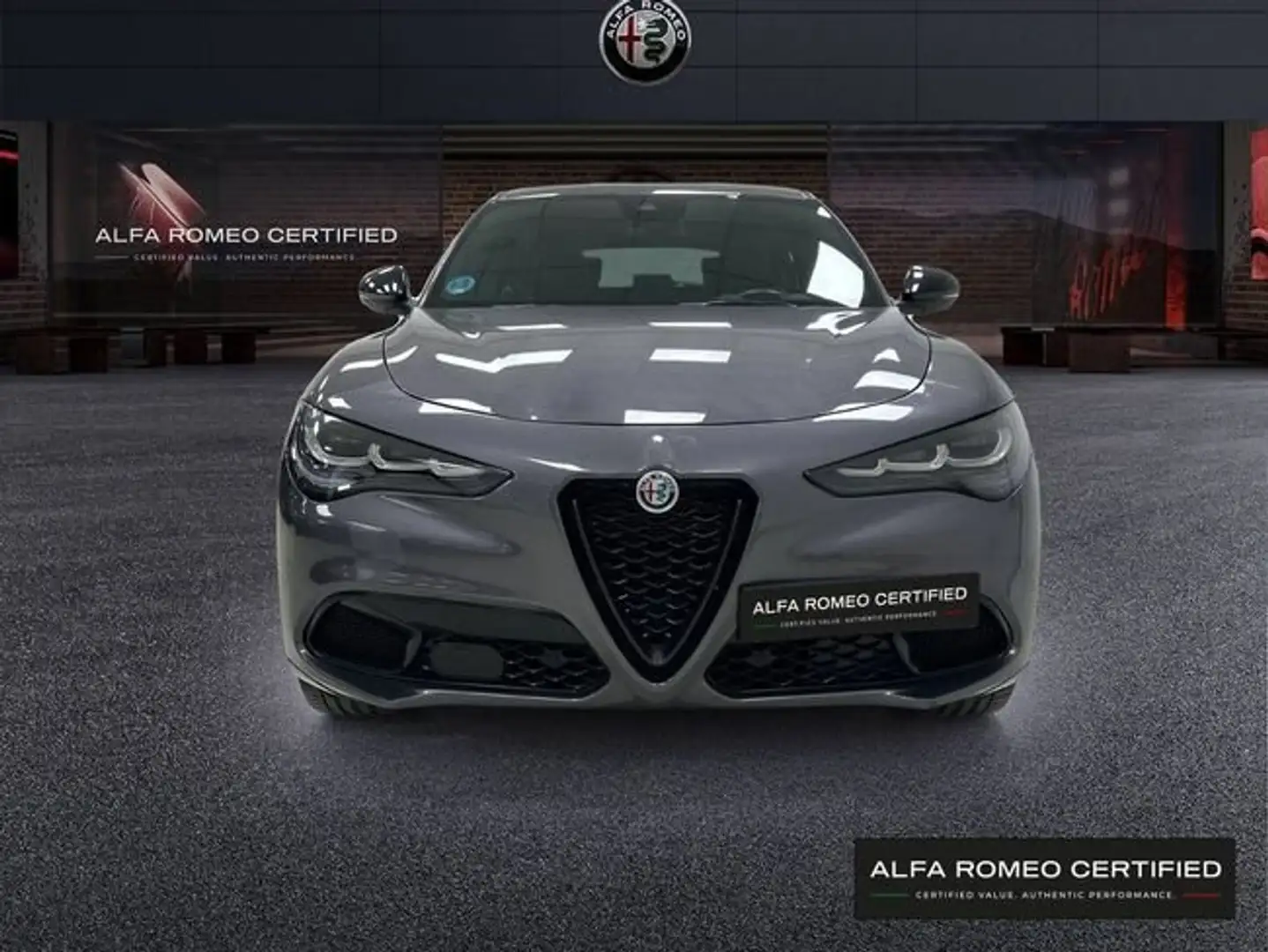 Alfa Romeo Stelvio 2.2 Diésel 154kW (210CV)  Q4 Veloce Gris - 2
