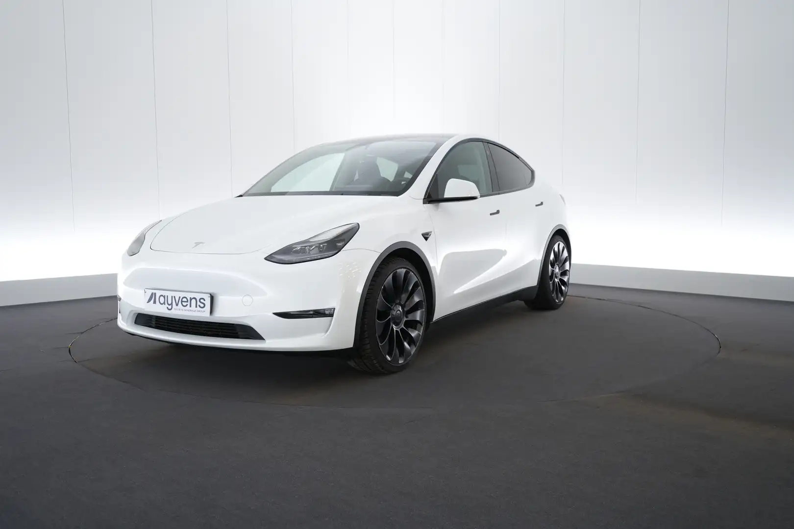 Tesla Model Y Performance Dual Motor Long Range Dual Motor LEDER Blanc - 1