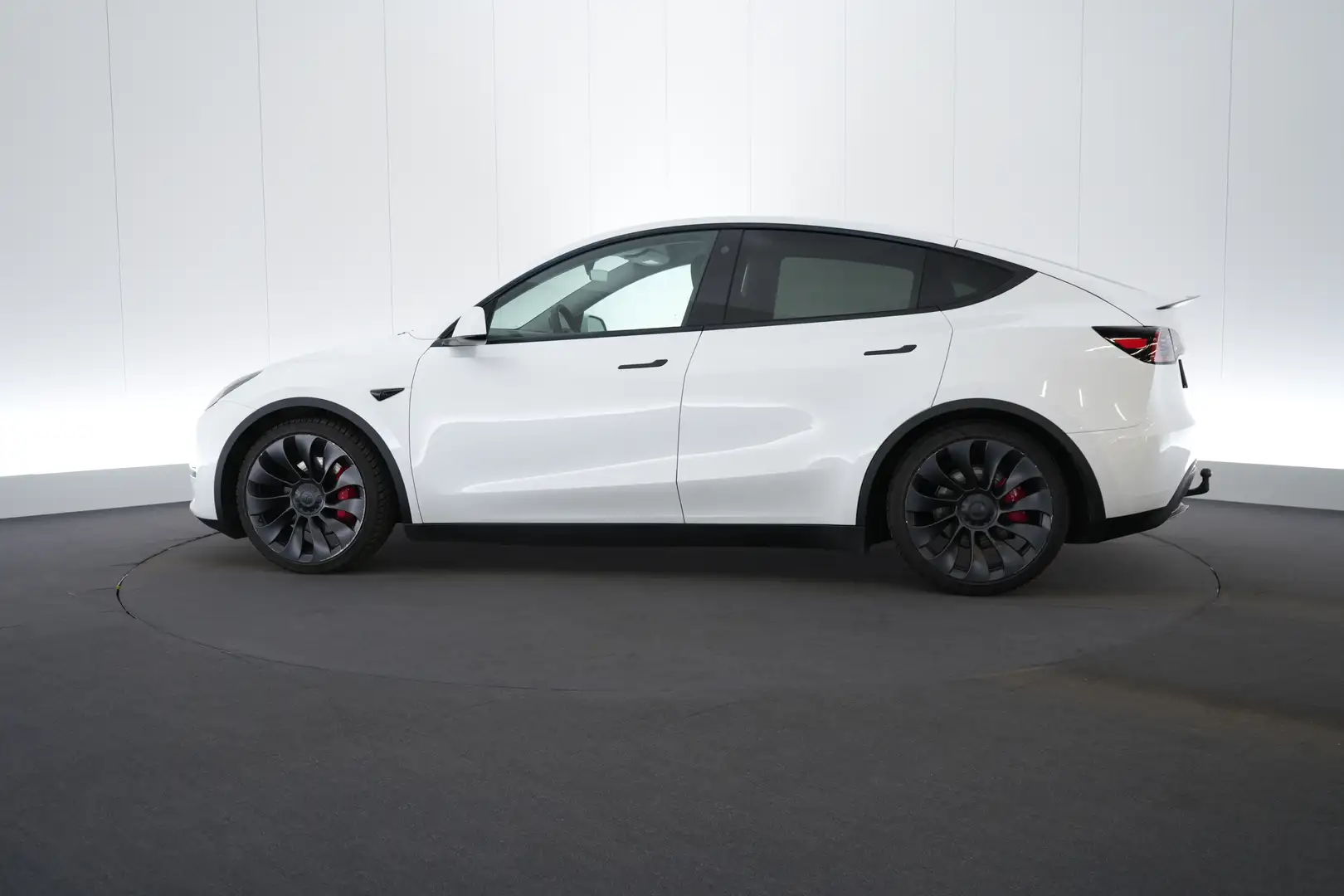 Tesla Model Y Performance Dual Motor Long Range Dual Motor LEDER Blanc - 2