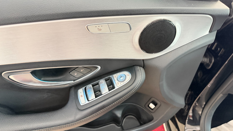 Mercedes-Benz C 300 AMG-LINE — photo 20