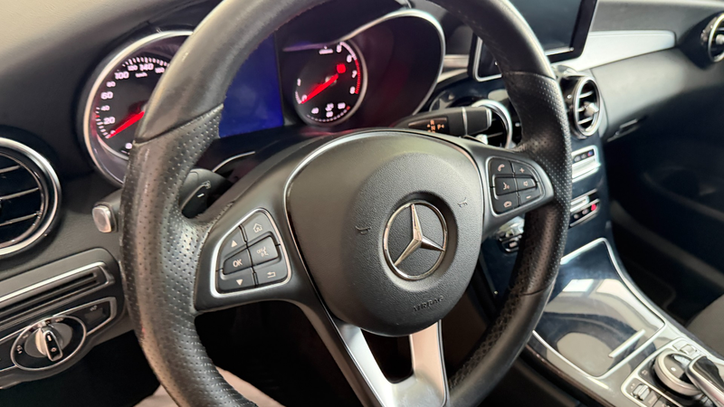 Mercedes-Benz C 300 AMG-LINE — photo 13