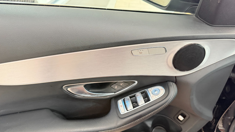 Mercedes-Benz C 300 AMG-LINE — photo 12
