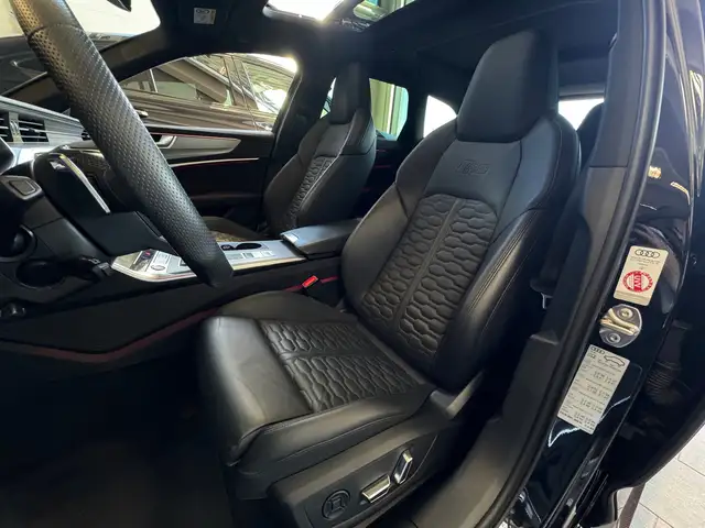 Audi RS6 view 5