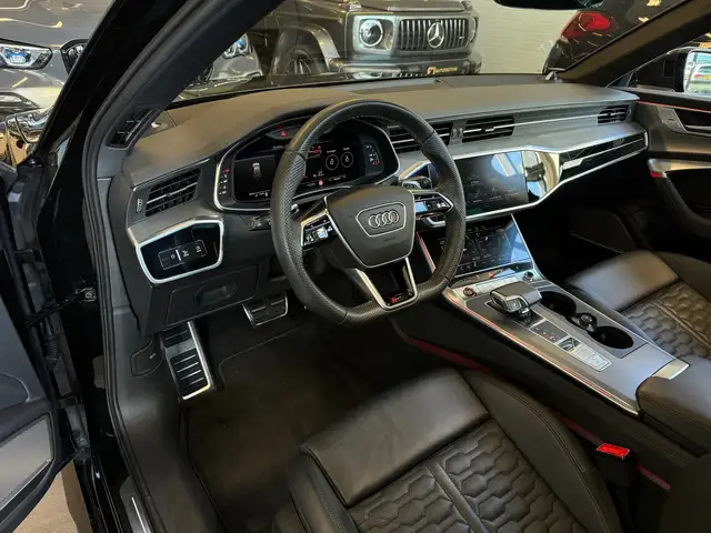 Audi RS6 view 6
