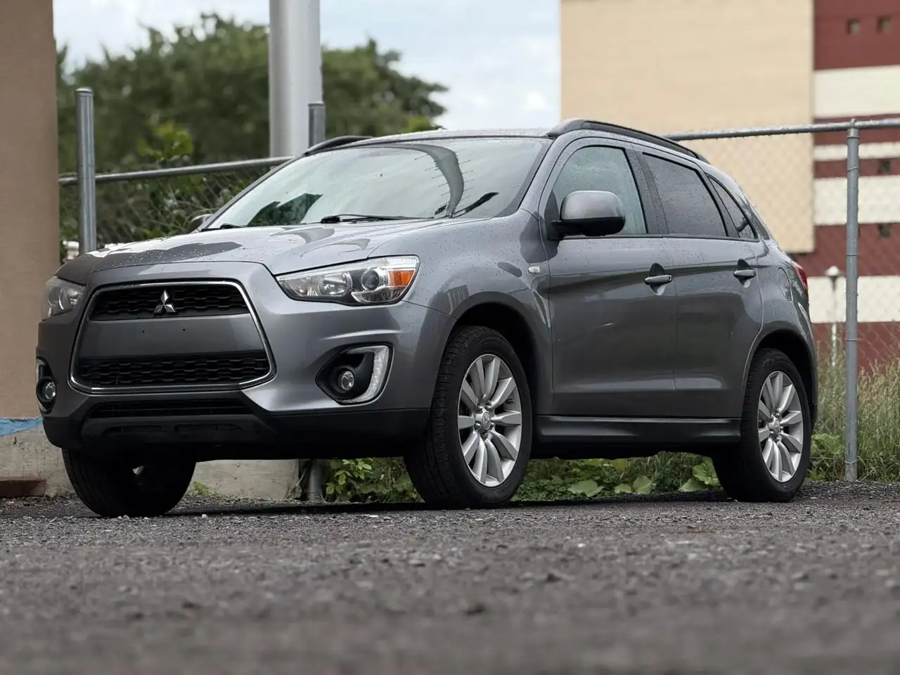 2015 Mitsubishi RVR