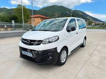 VIVARO LIFE COMBI 1.5D 120CV SES L1H1