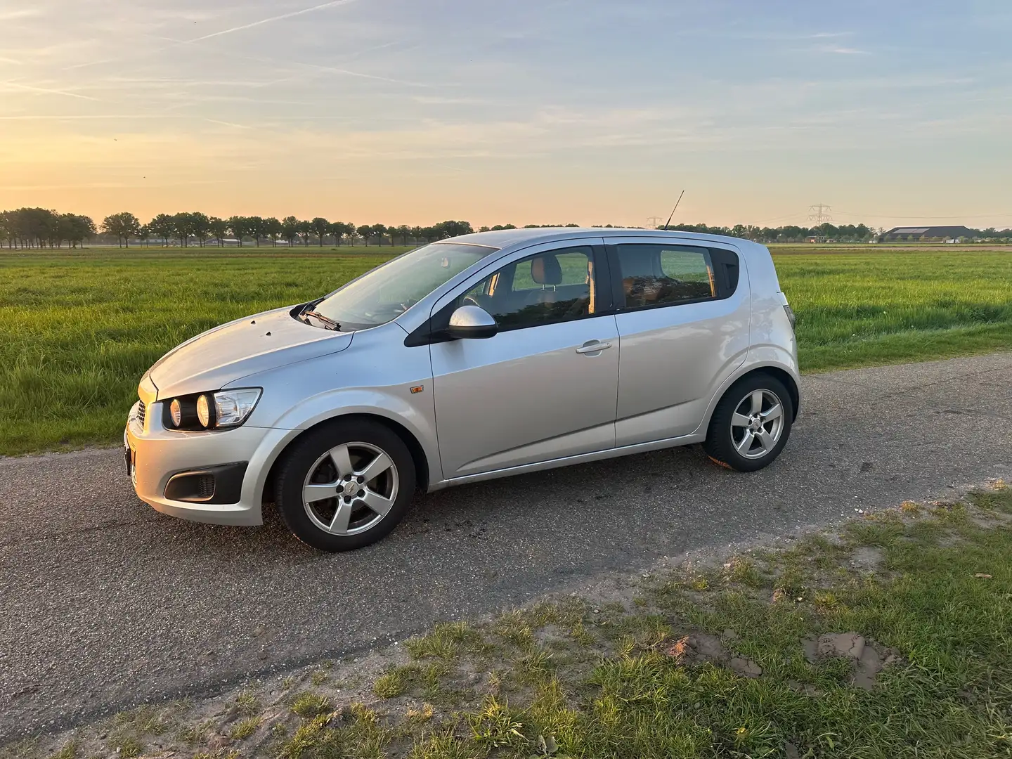 Chevrolet Aveo Aveo 1.3D LT Zilver - 2