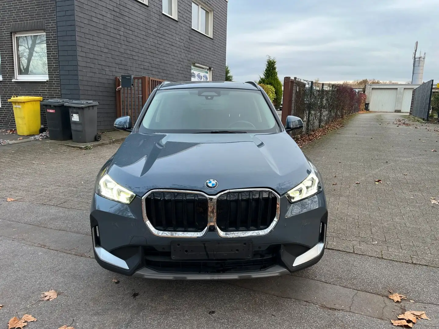 BMW X1 20 d xDrive HEAD PANO LED 360° Blau - 2