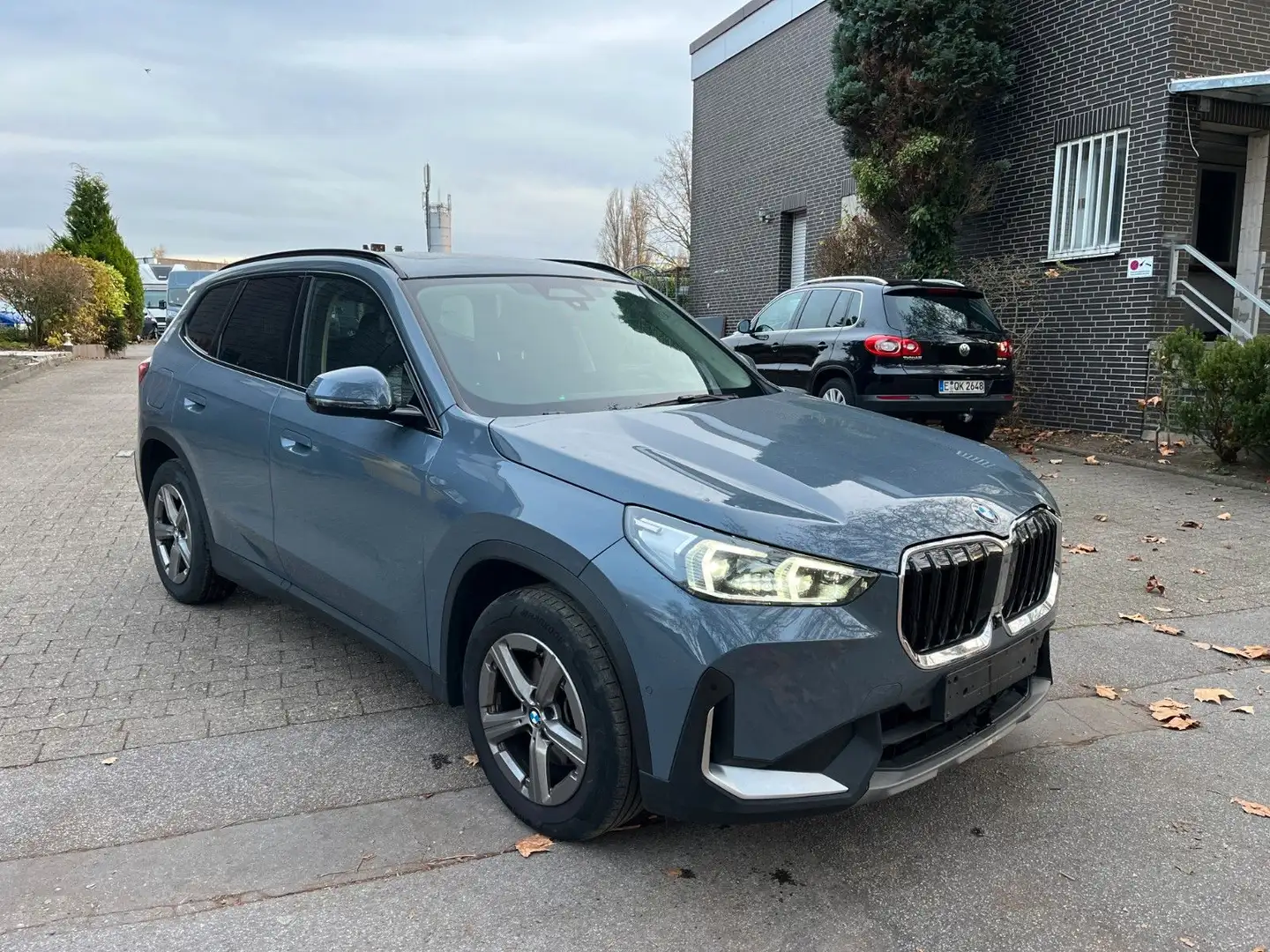 BMW X1 20 d xDrive HEAD PANO LED 360° Blau - 1