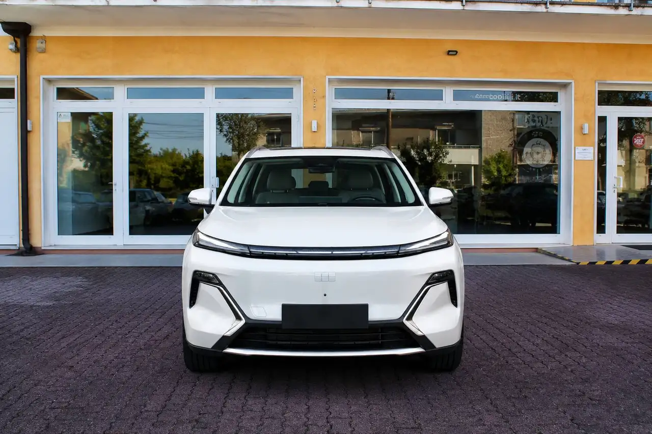 Geely Starray EM-i 2026
