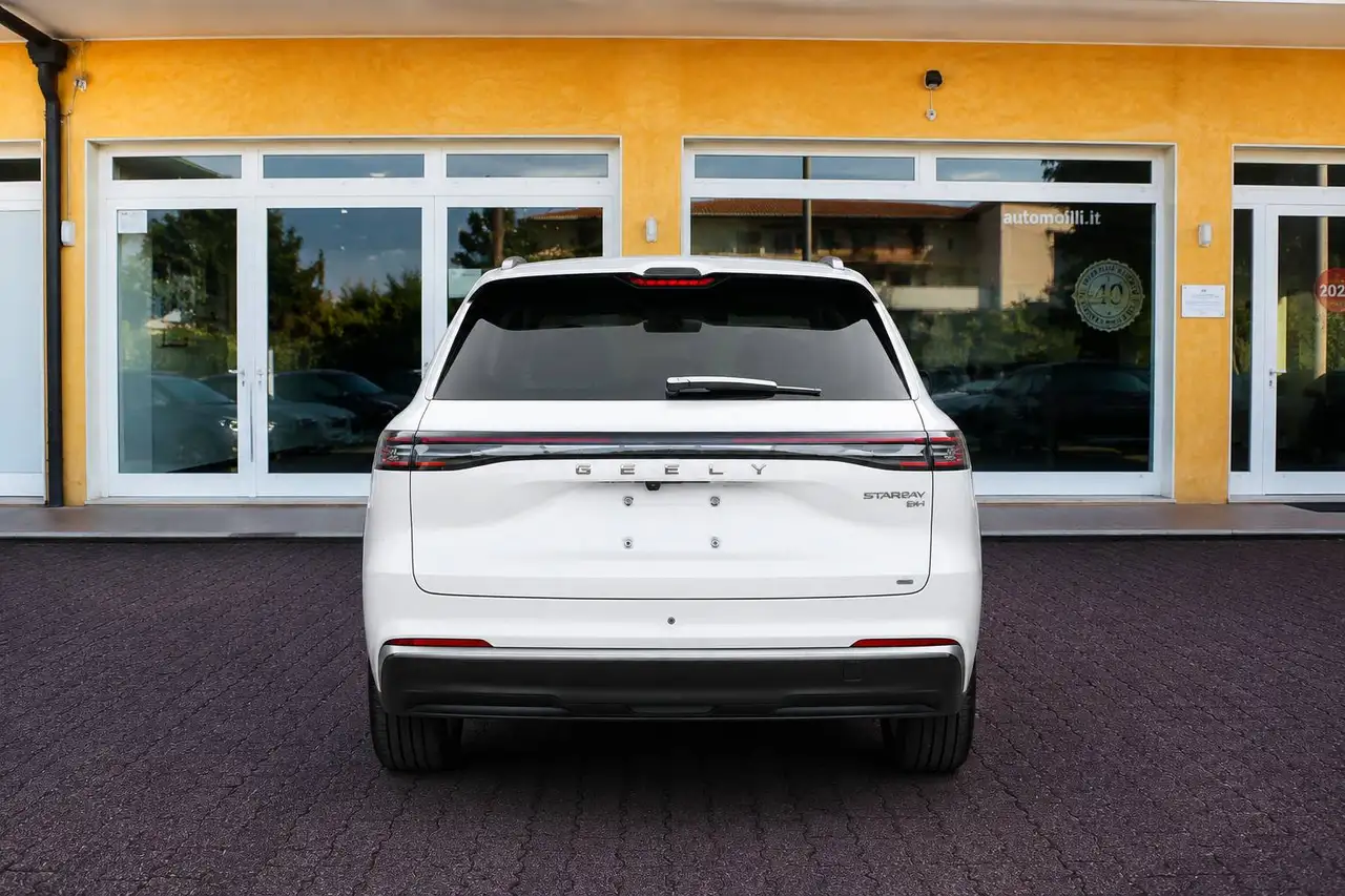 Geely Starray EM-i 2026 — фото 14