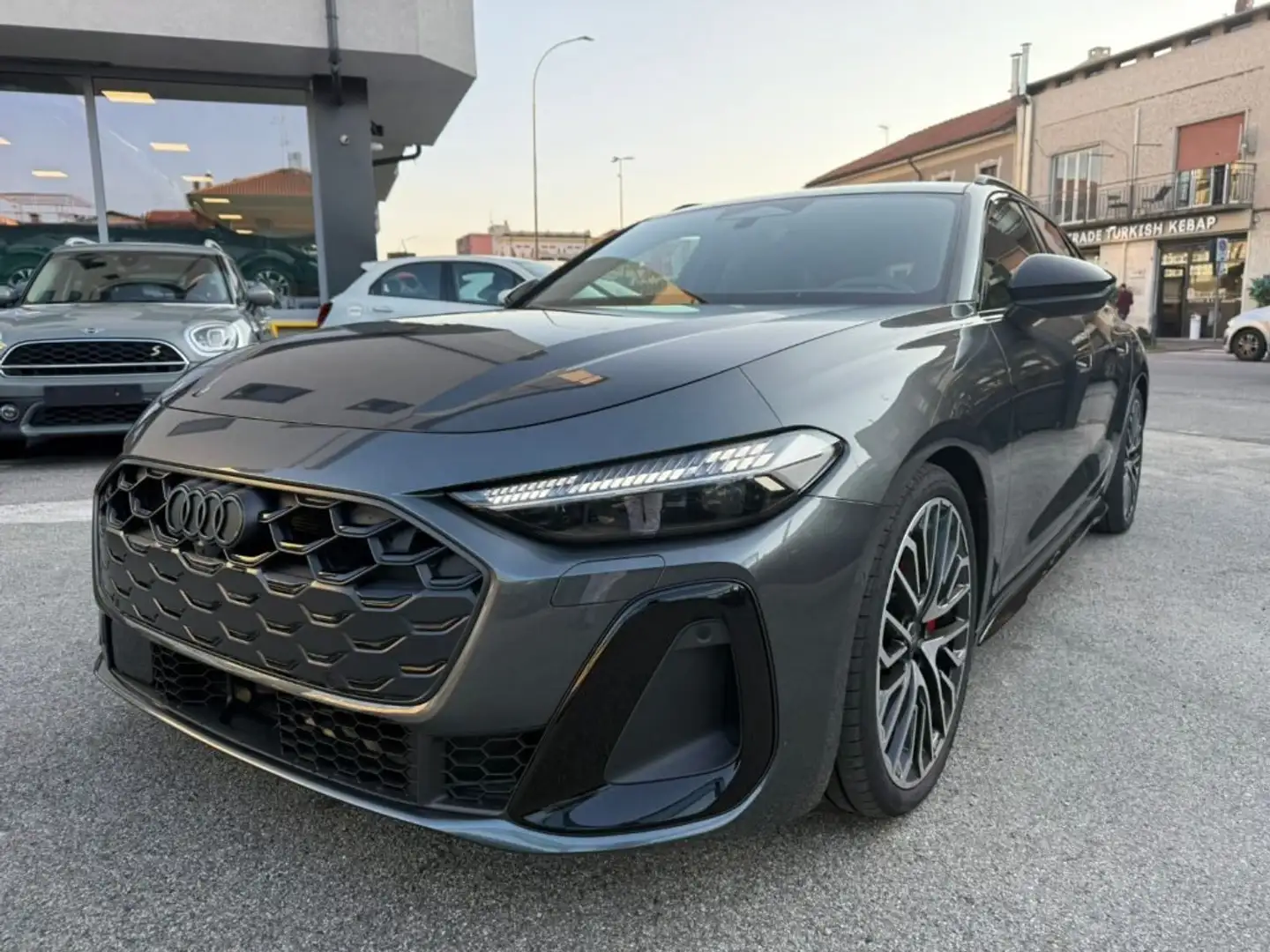 Audi A5 S5 Avant TFSI mHEV+ S tronic quattro Grijs - 1