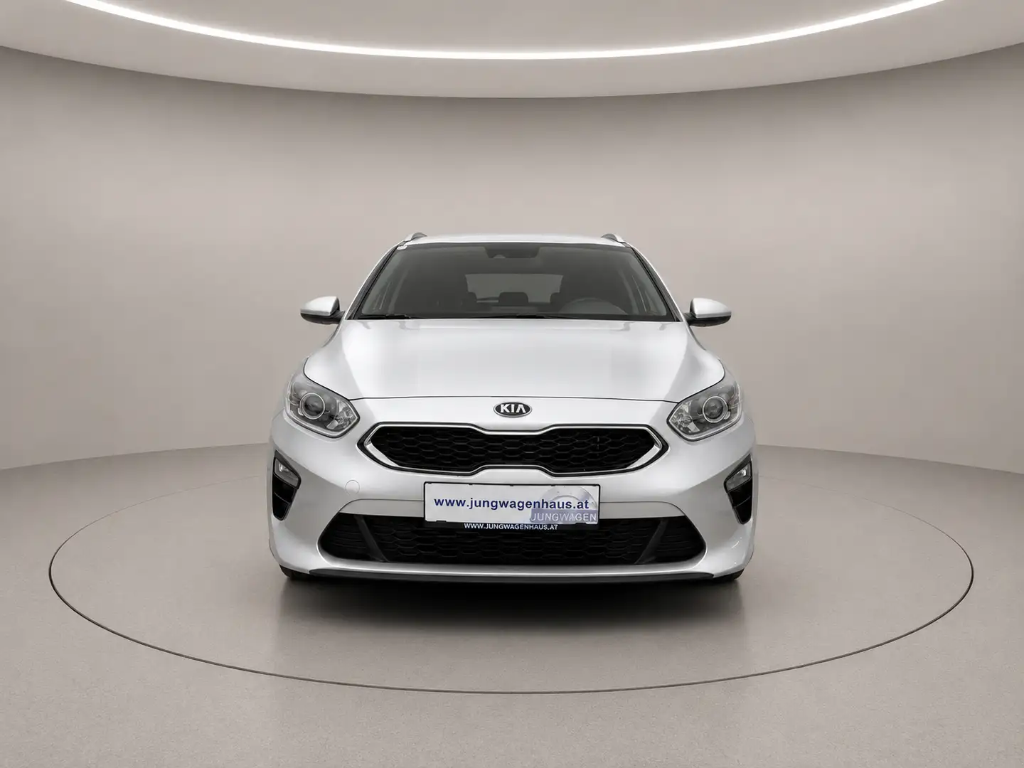 Kia Ceed SW / cee'd SW 1,5 Mild-Hybrid TGDI Silber 48V Aut. NP 31.340.- Silber - 2