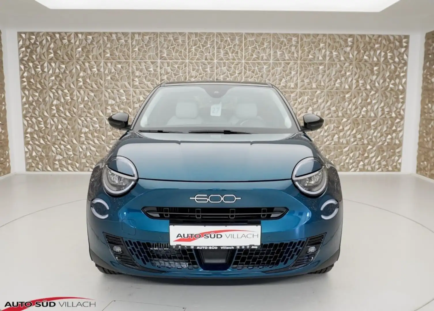 Fiat 600 Hybrid LA PRIMA  110 Schwarz - 2