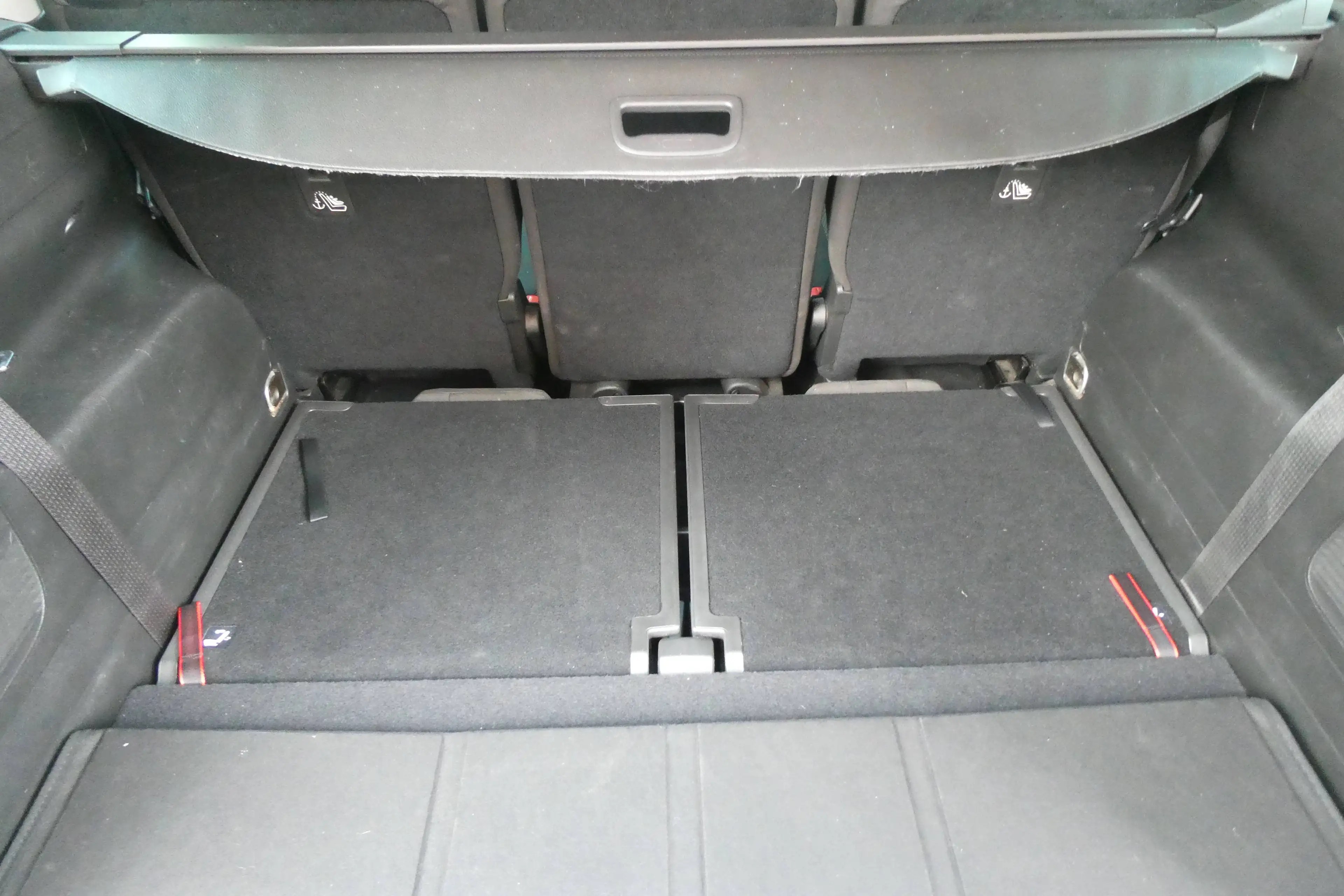 Opel Zafira Tourer Zafira 1.4 Turbo ecoFLEX TÜV "09/2028" — photo 11