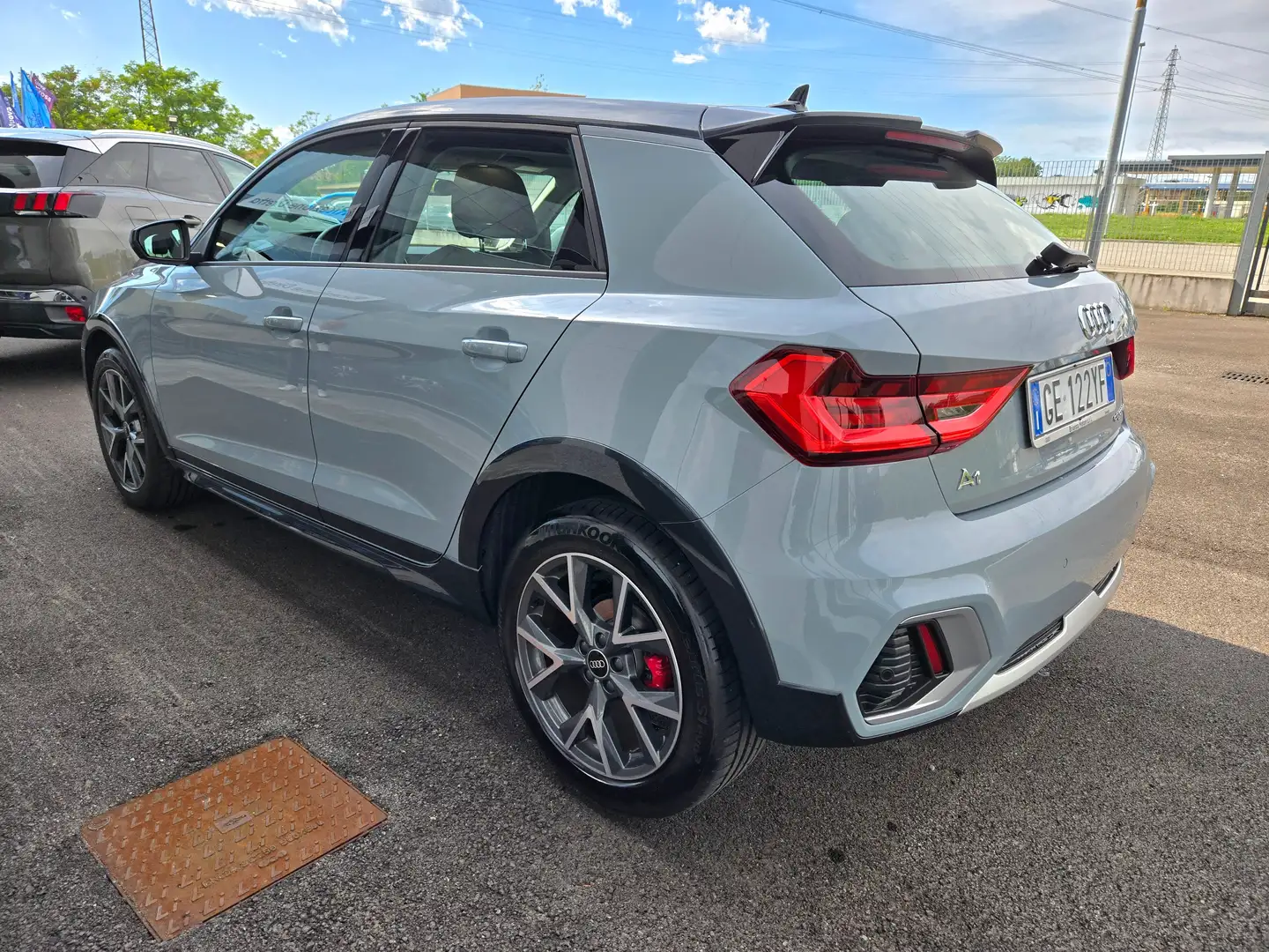 Audi A1 Citycarver 35 1.5 tfsi Admired 150cv Сірий - 2