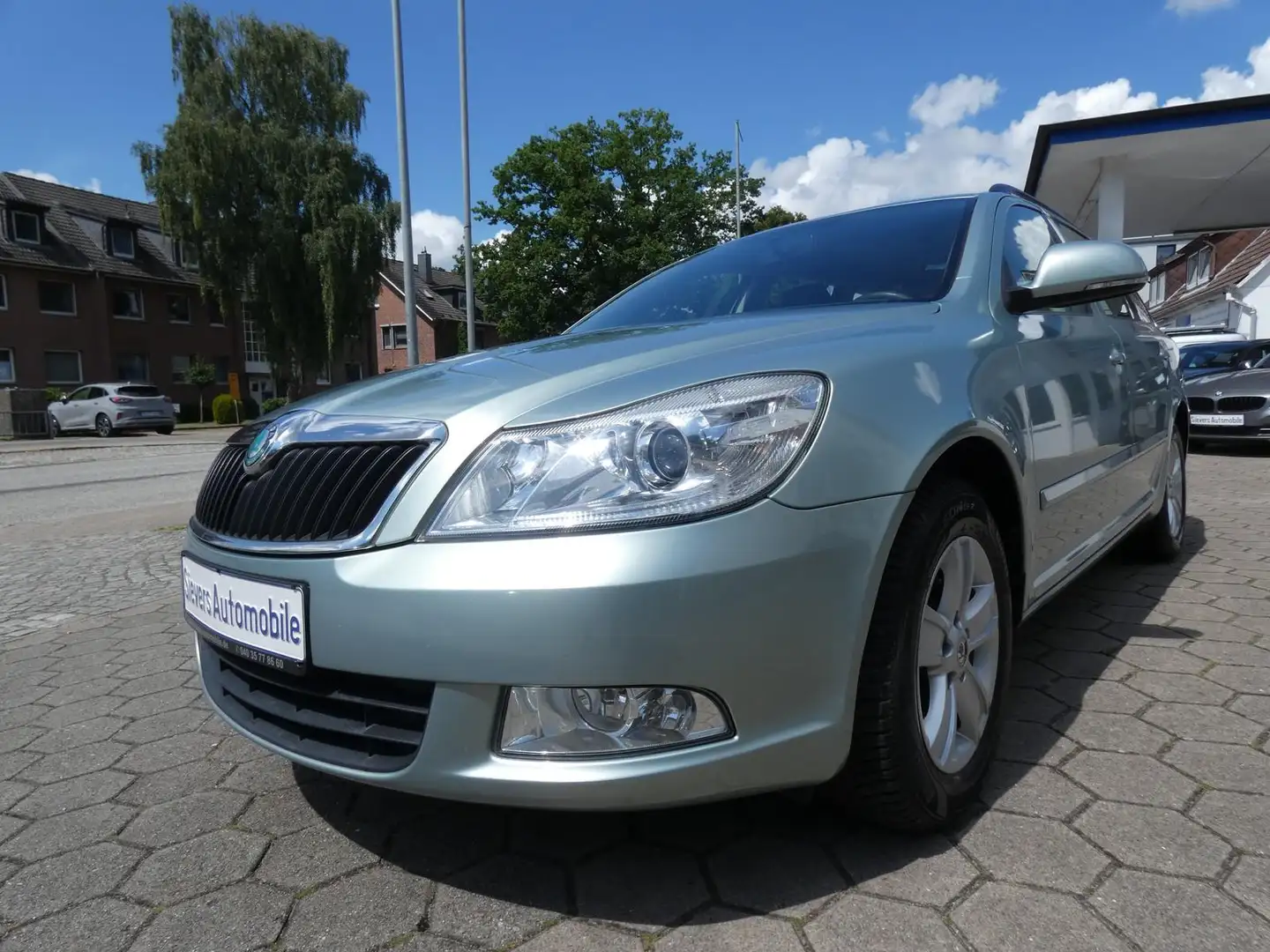 Skoda Octavia Combi Ambition Klima AHK Verde - 1