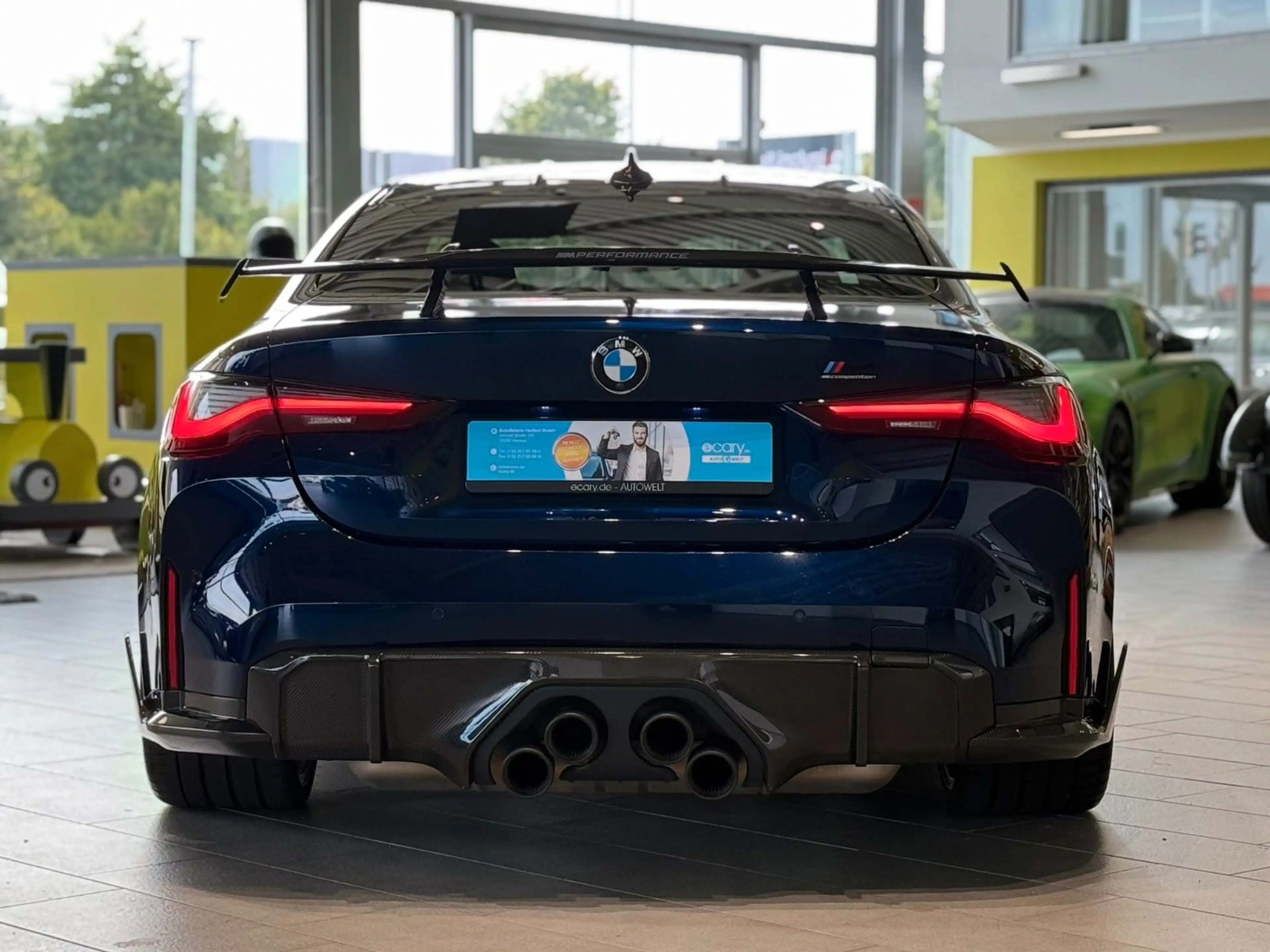 BMW M4 Coupe xDrive Competition*Sitzbel.*Carbon*HUD* — photo 8