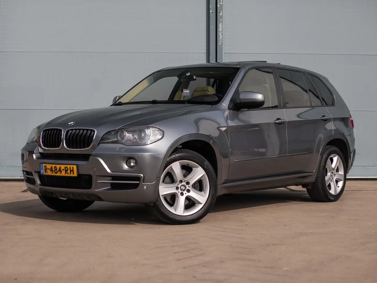 BMW X5 X-Drive30d High-Exe.(Dealer OH, BTW'er, 2e eig) Grijs - 1