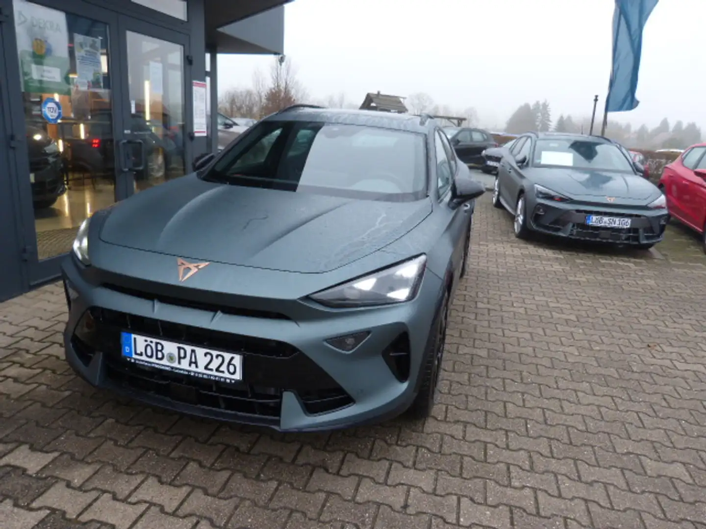 CUPRA Formentor VZ CUPRA Formentor VZ Extreme 2.0 TSI DSG 333 PS Grau - 1