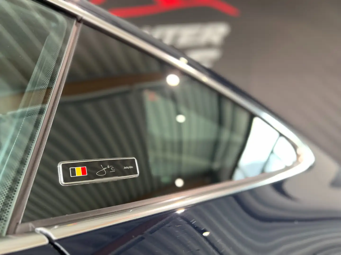 Porsche 992 911 Carrera 4S  Jacky Ickx  Belgian Legend Edition Blauw - 2