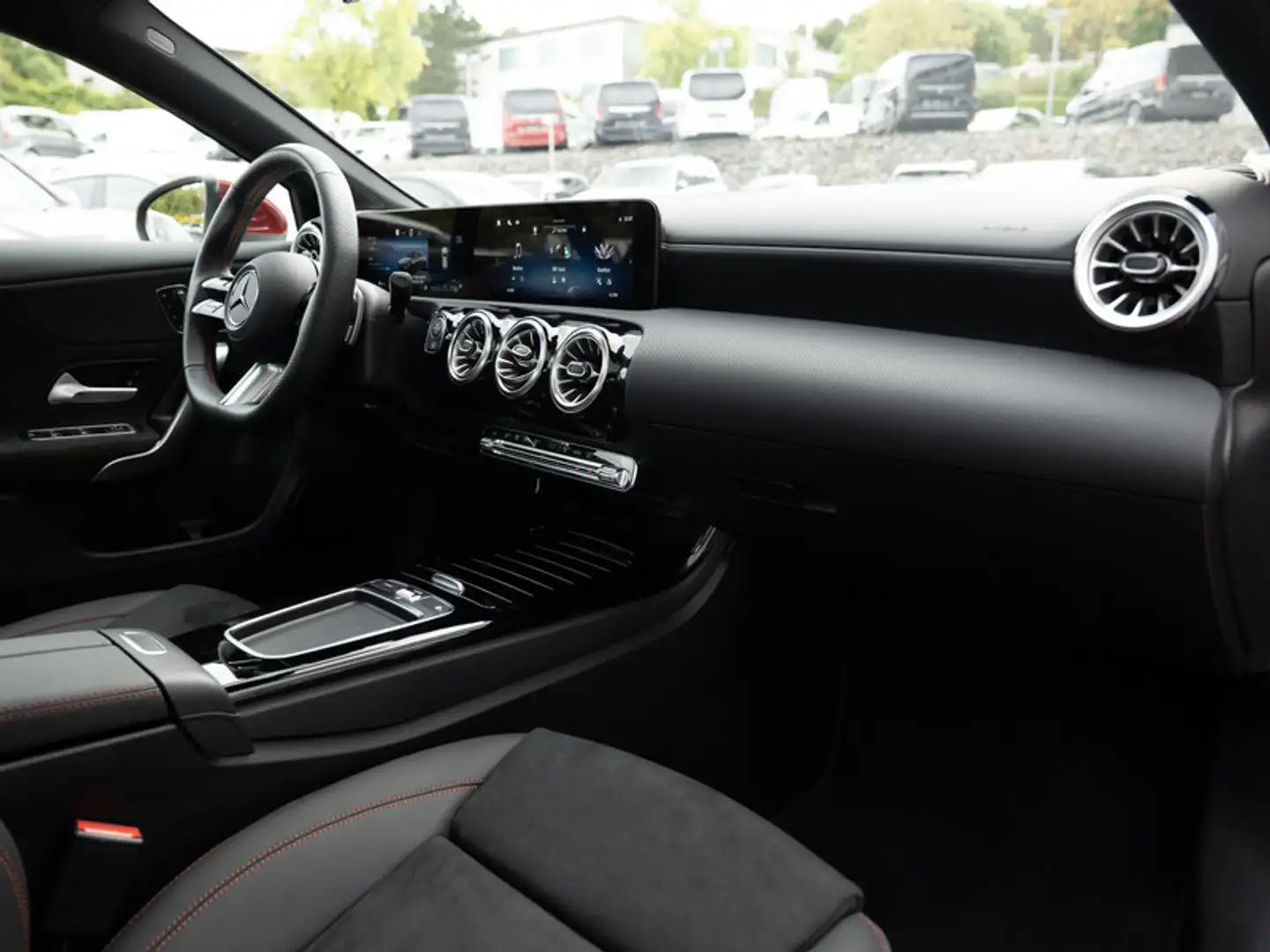 Mercedes-Benz A 220 d AMG-Sport/MLB/360/Pano/Distr/Totw/Memo Rosso - 2