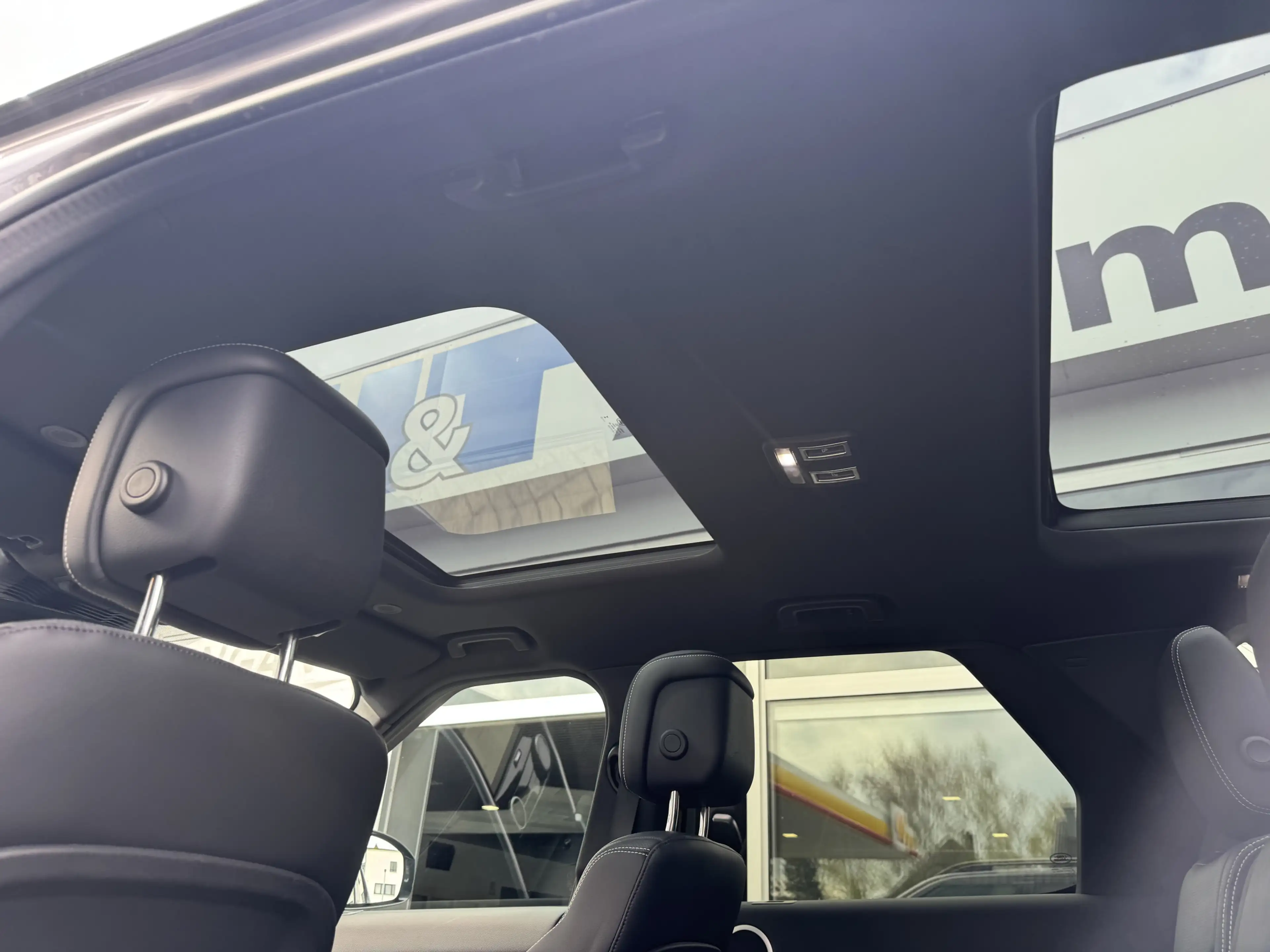 Land Rover Discovery 7Sitze Pano 21 AHK — photo 11