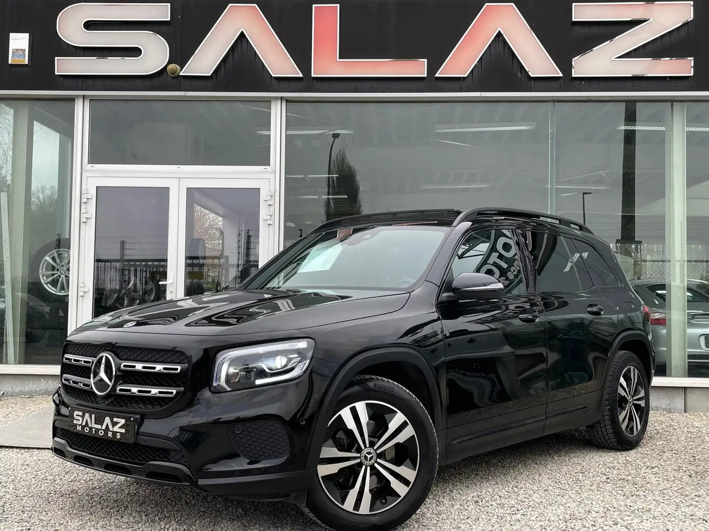 Mercedes-Benz GLB 180 d Business Solution/FULL LED/TOIT PANO/BOITE AUTO Noir - 1