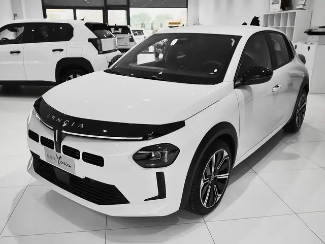 Lancia Ypsilon NUOVA YPSILON 1.2 100CV IBRIDA